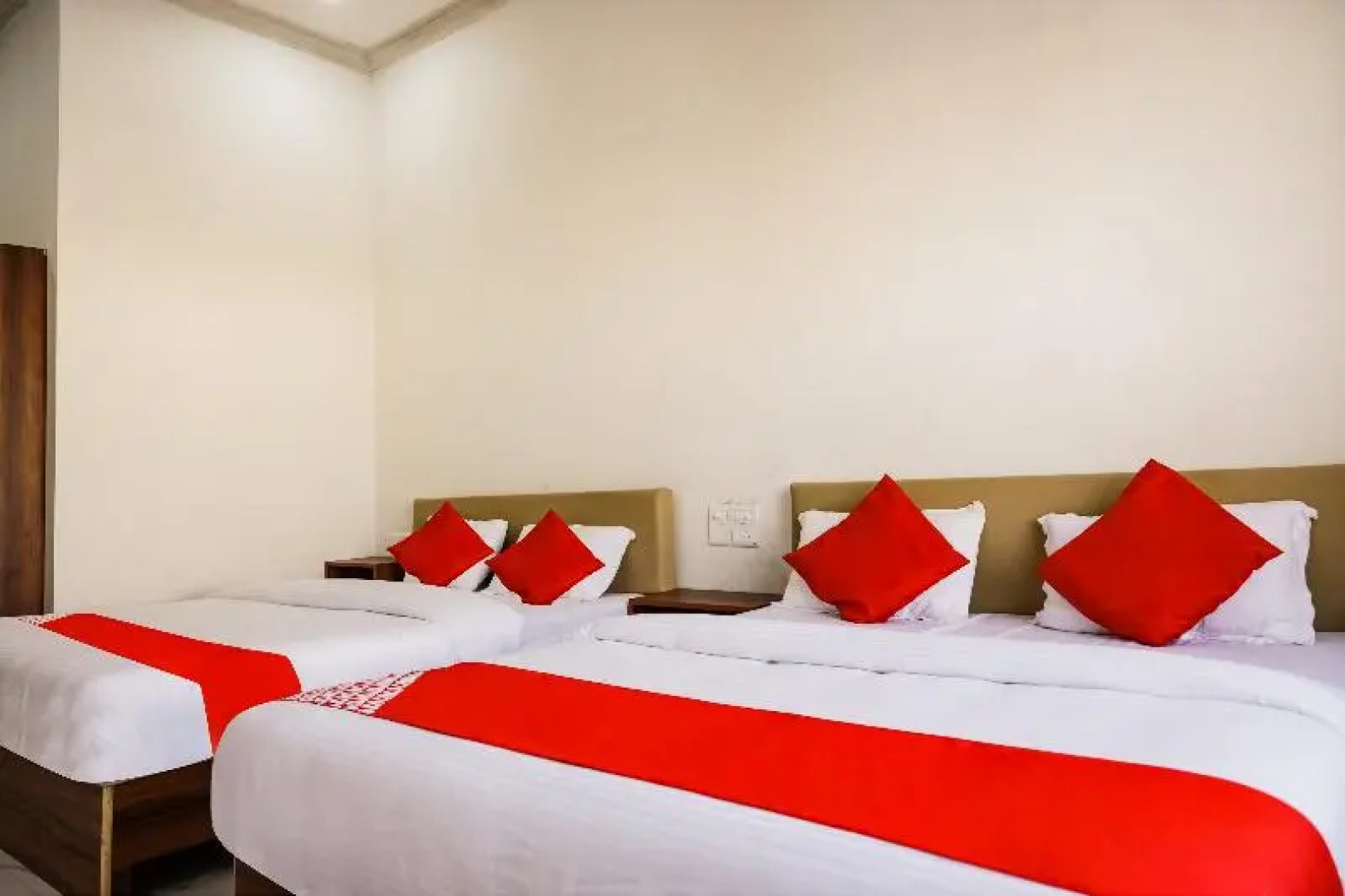 OYO 67599 Shree Govindam