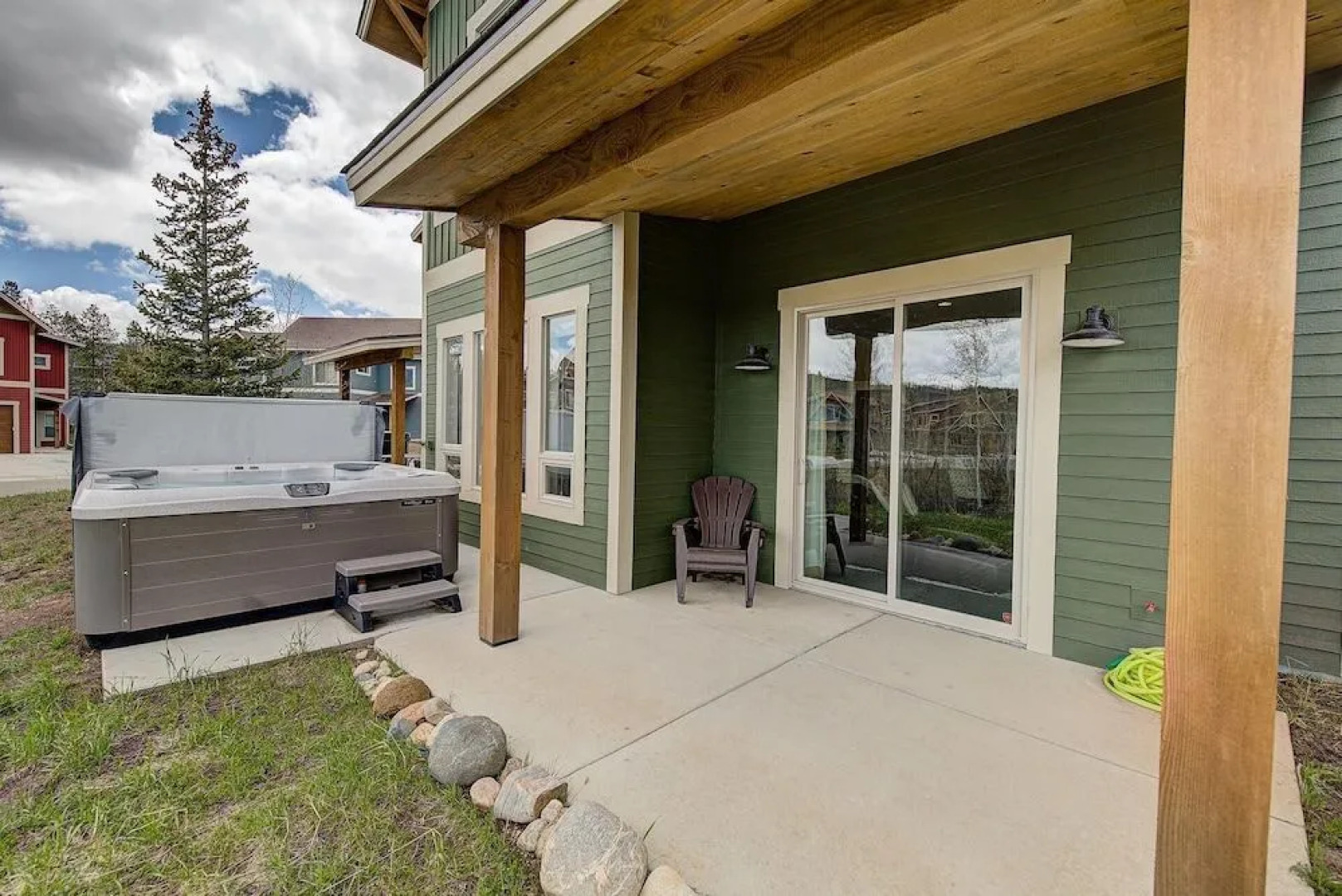 Mountain Getaway Stunning Views HOT TUB