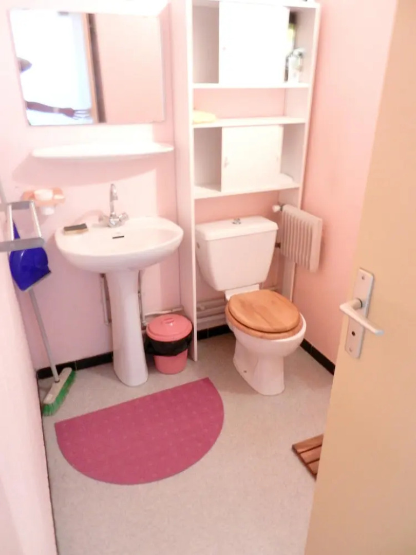 Studio in Allevard, With Wonderful Mountain View, Pool Access, Furnish