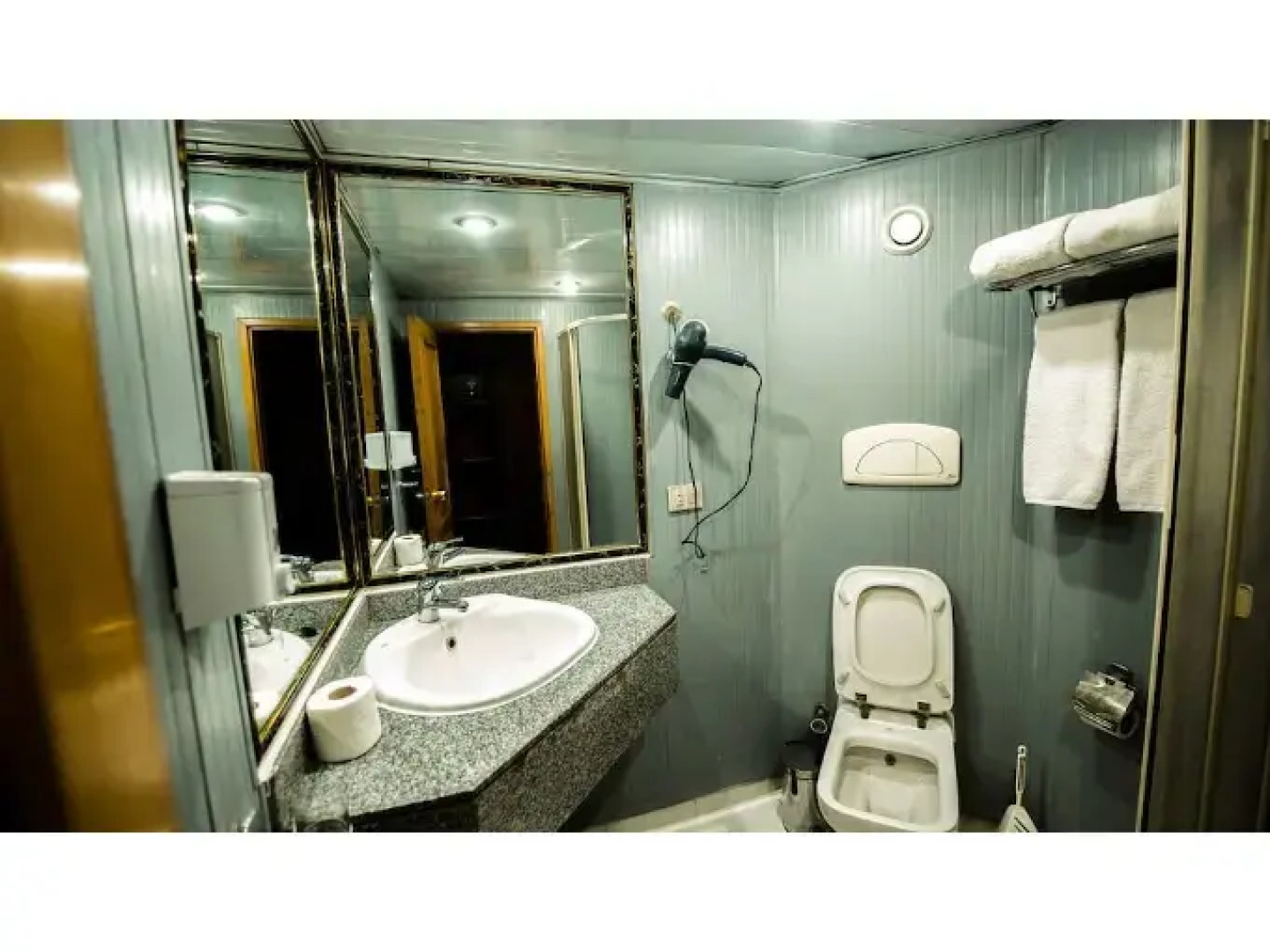 Hapi 5 Nile Cruise, 3-4-7 nights from Luxor or Aswan