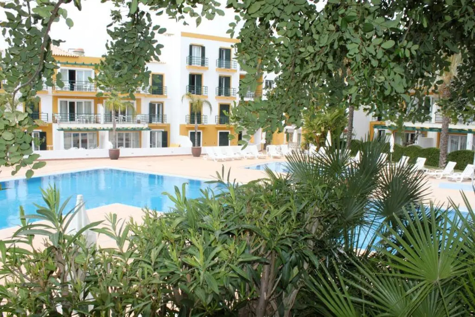 Tavira Retreat