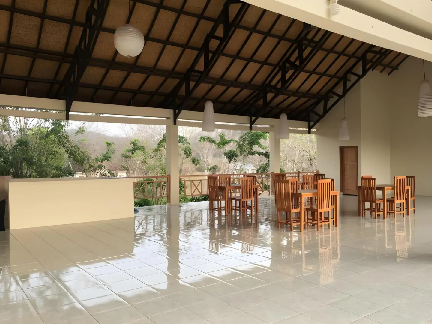 La Belle Etoile Hotel