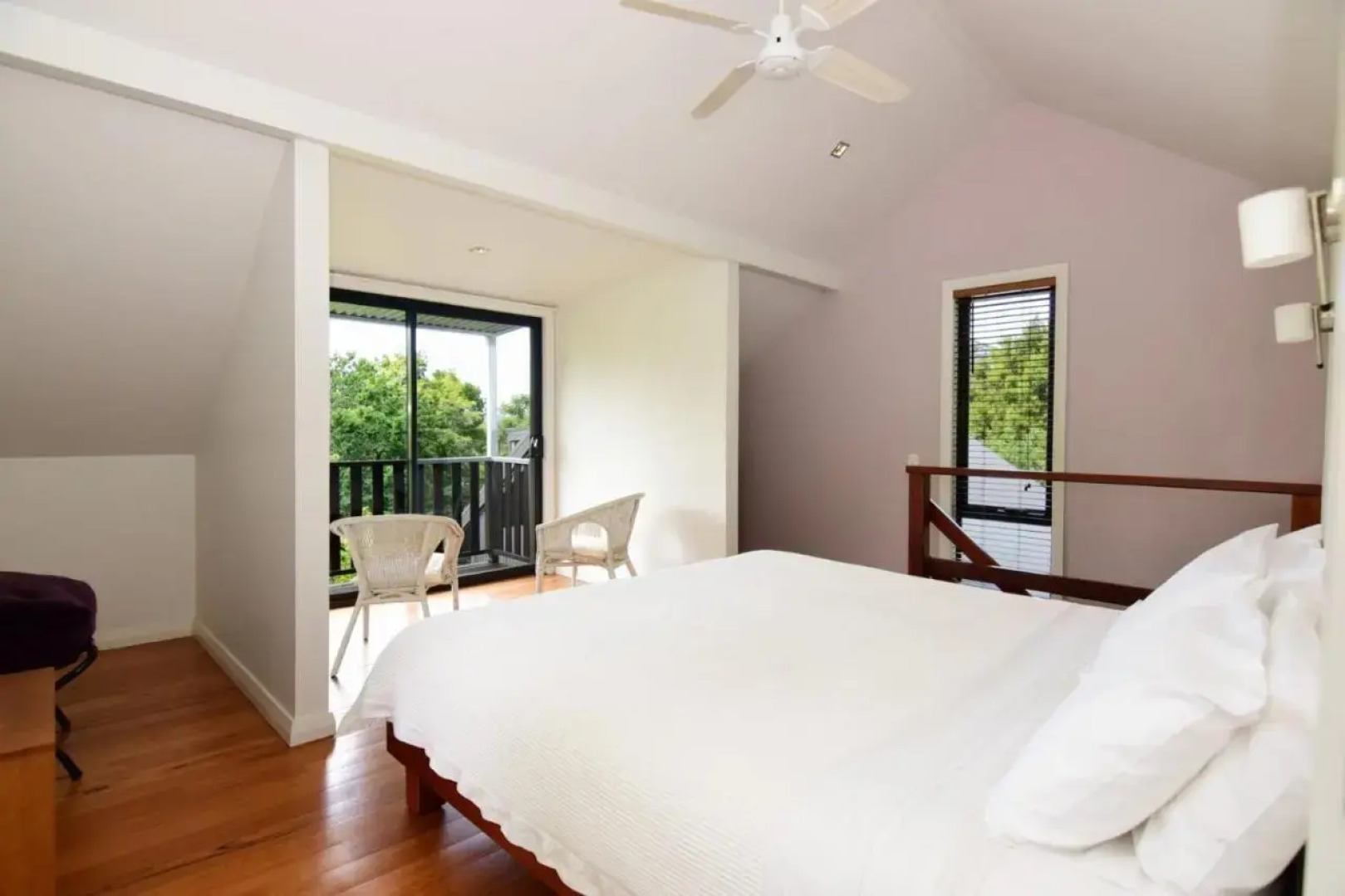 Cloudsong Chalet 3 - Close to the village centre!