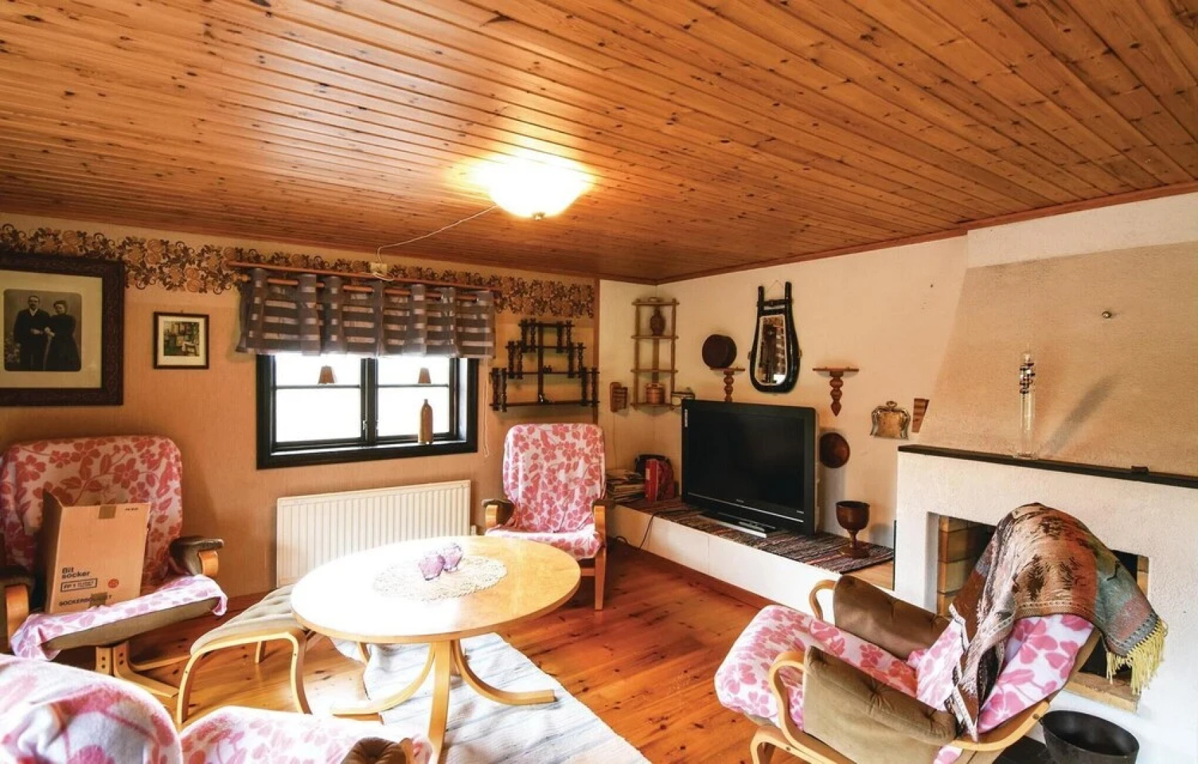 Awesome Home in Ed With 2 Bedrooms and Wifi