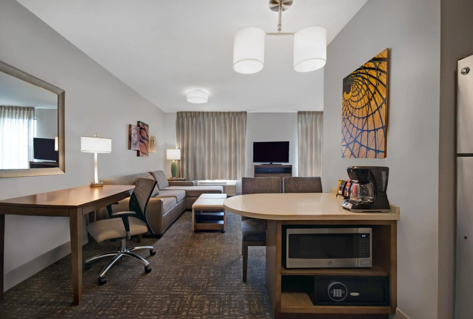 Staybridge Suites Sterling Heights - Detroit by IHG