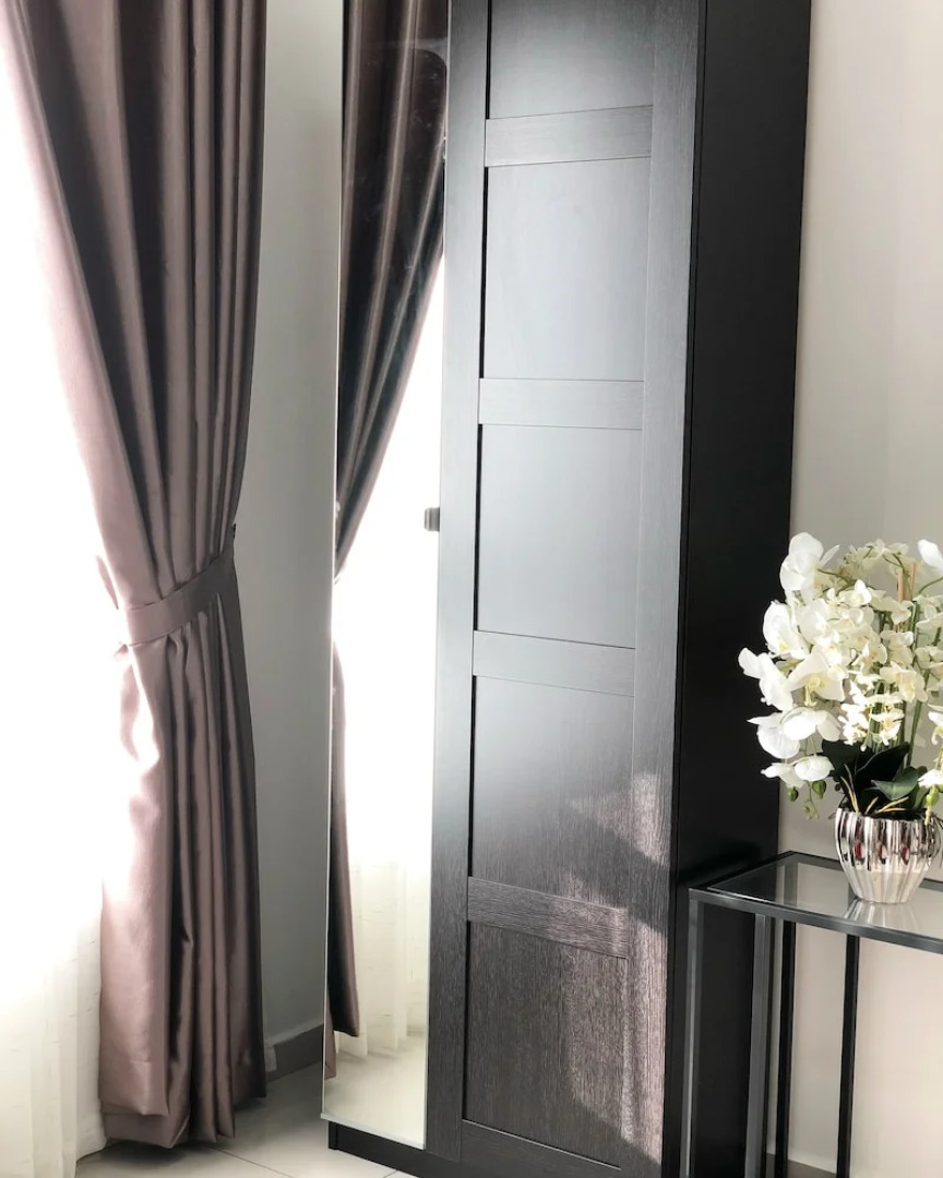 Elegant Cube Soho One South