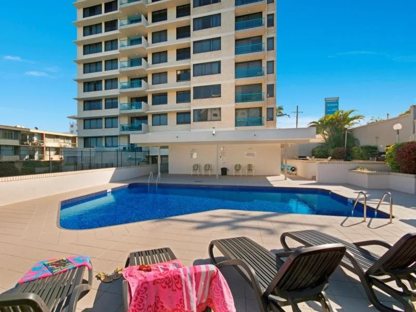 Burgess @ Kings Beach Apartments