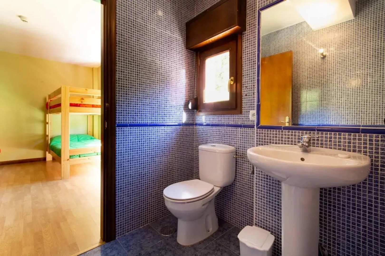 Albergue Los Avellanos - Hostel