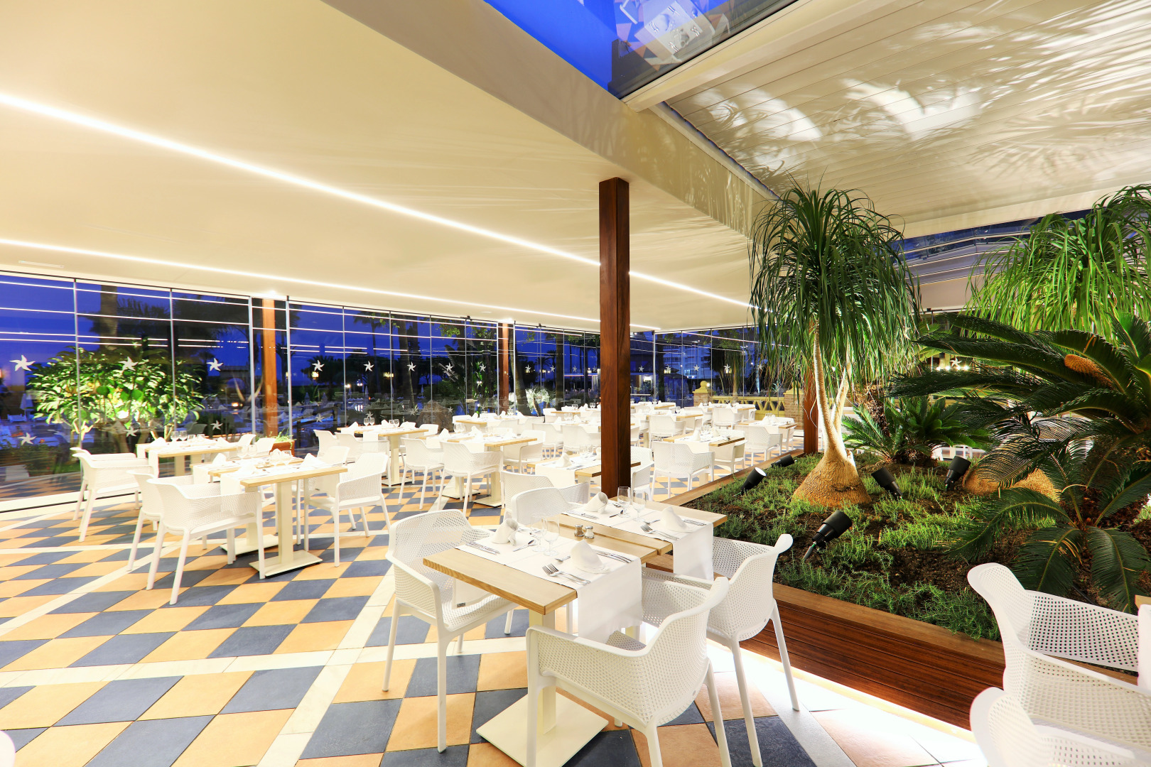 Отель Iberostar Waves Málaga Playa