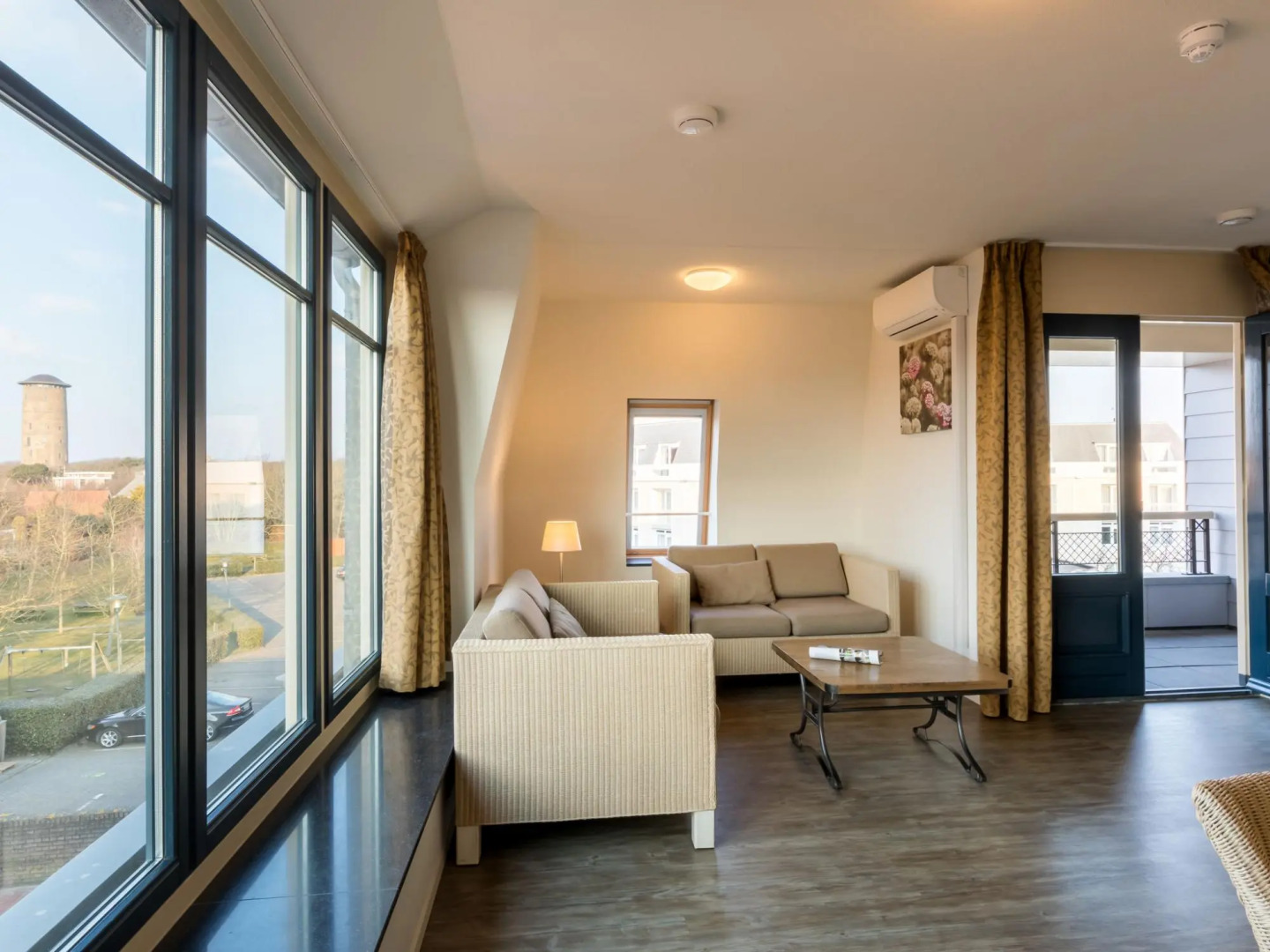 Apartment with AC and washing machine, on a holiday park 200 m from the sea