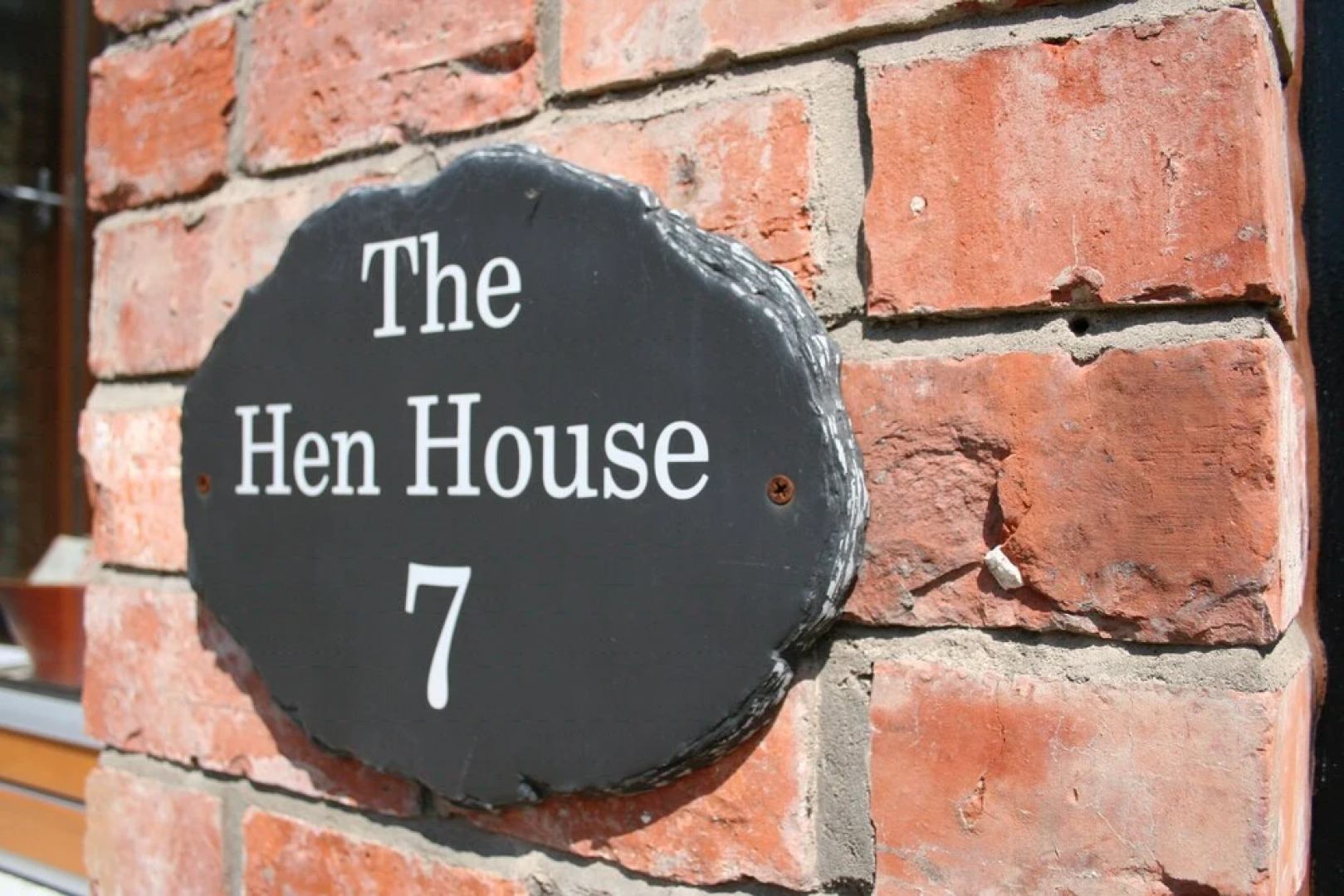 The Hen House 10065