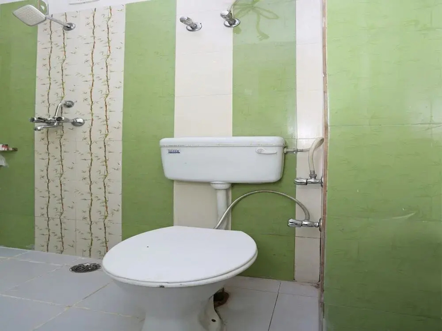 Hotel Anuradha Palace