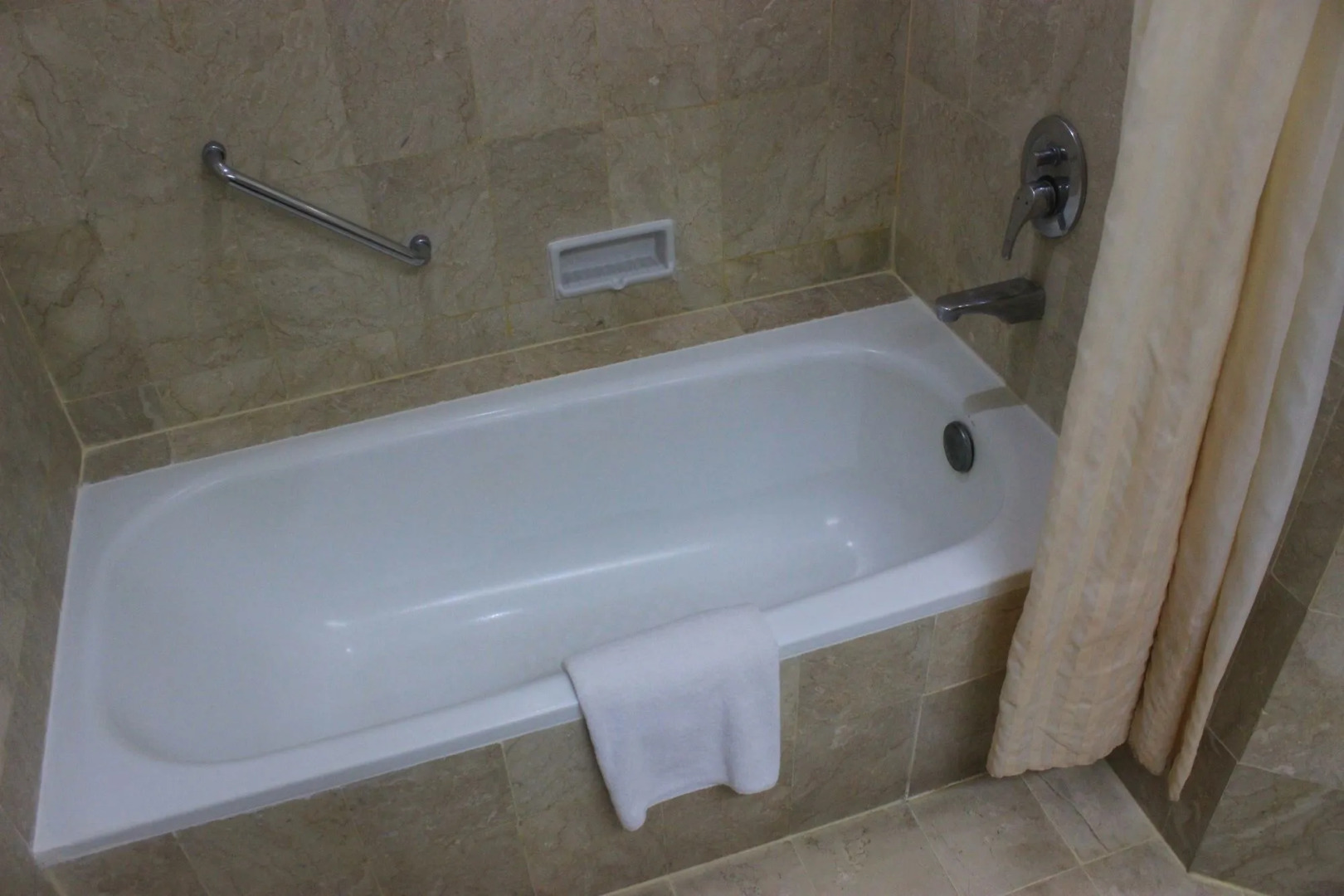 Grand Arkenso Parkview Hotel