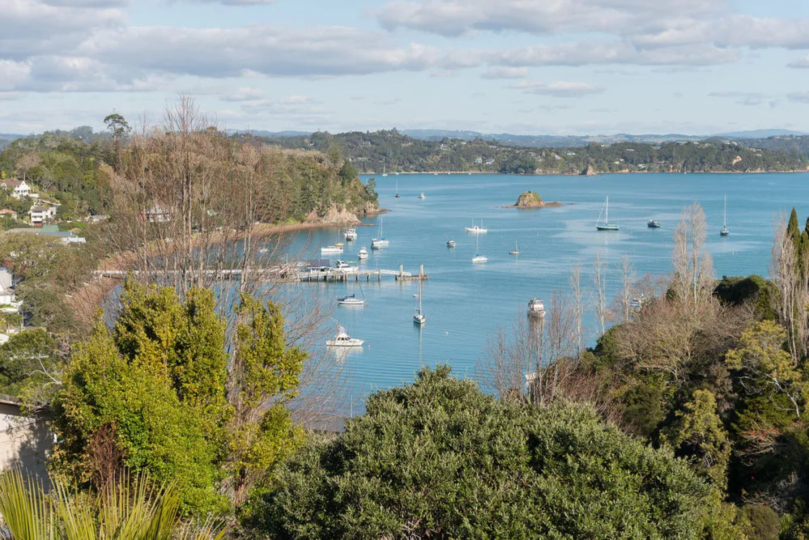 Russell View Apartments