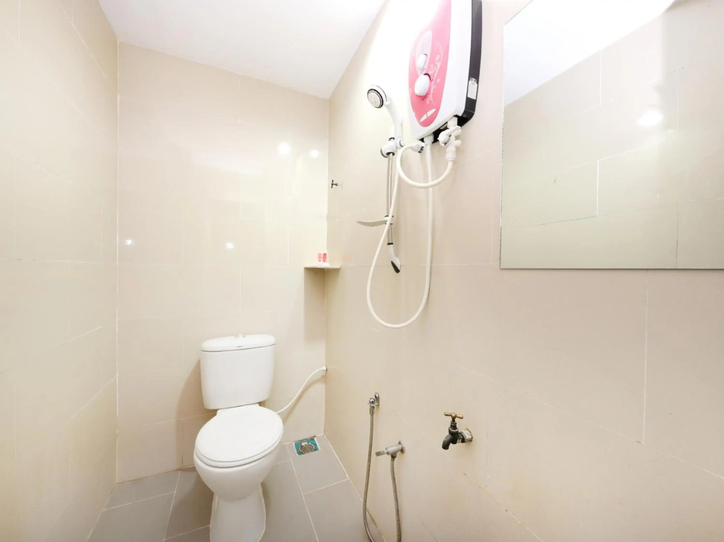 OYO 720 Corridor Hotel 2