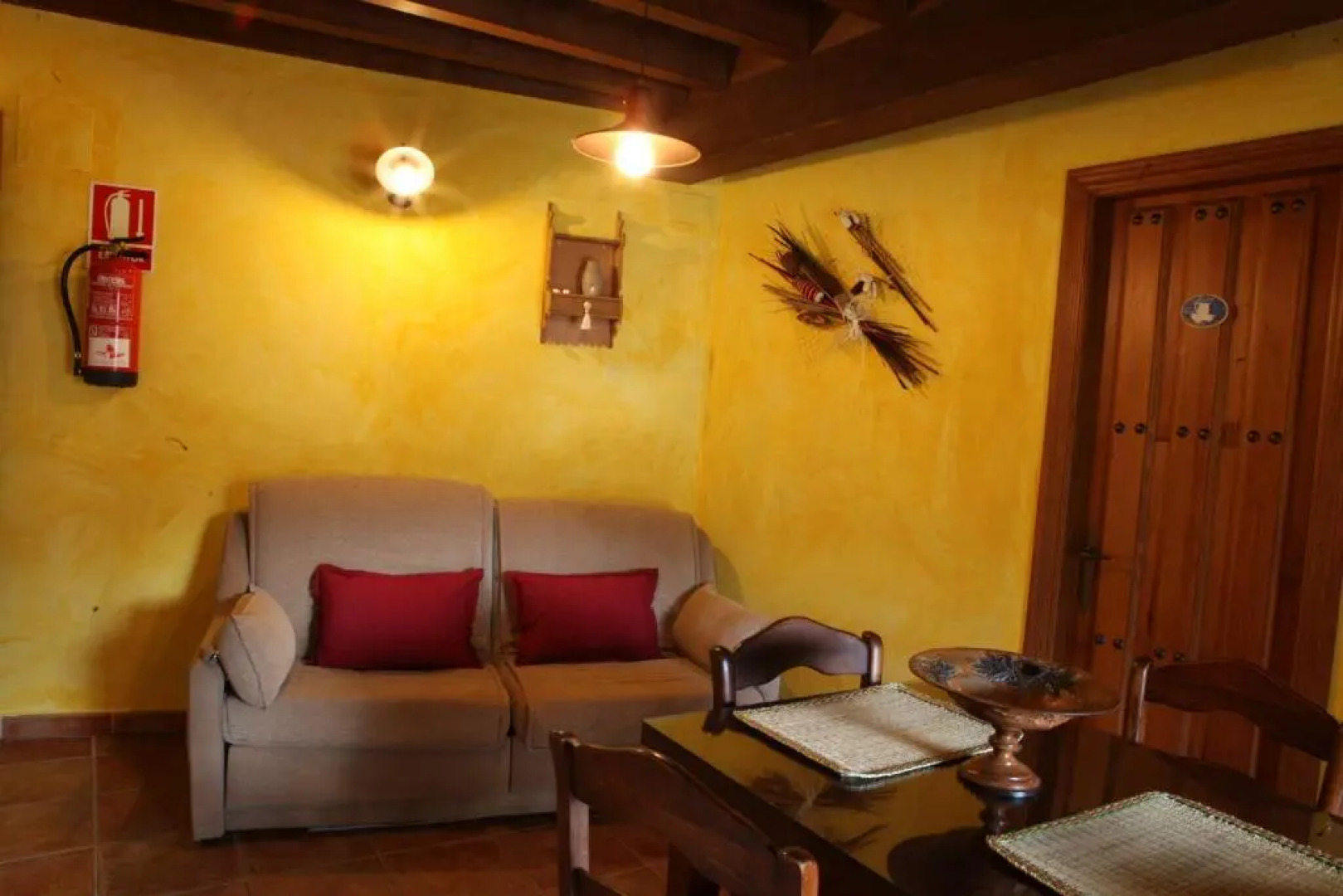 Apartamentos Rurales La Solana