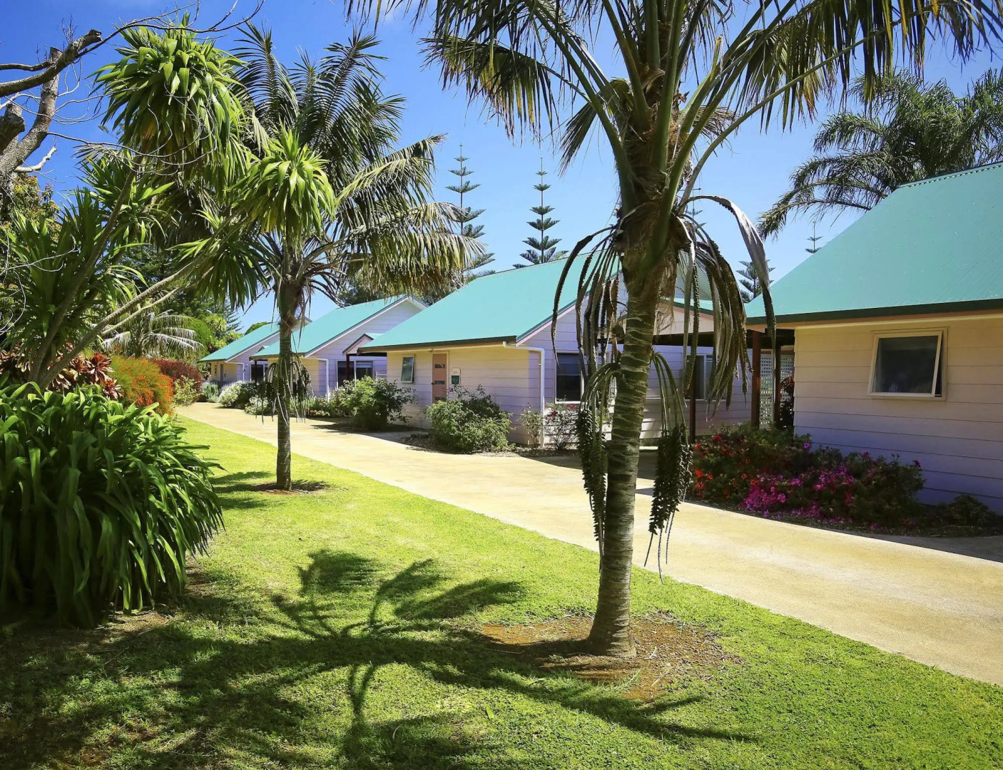 Poinciana Cottages