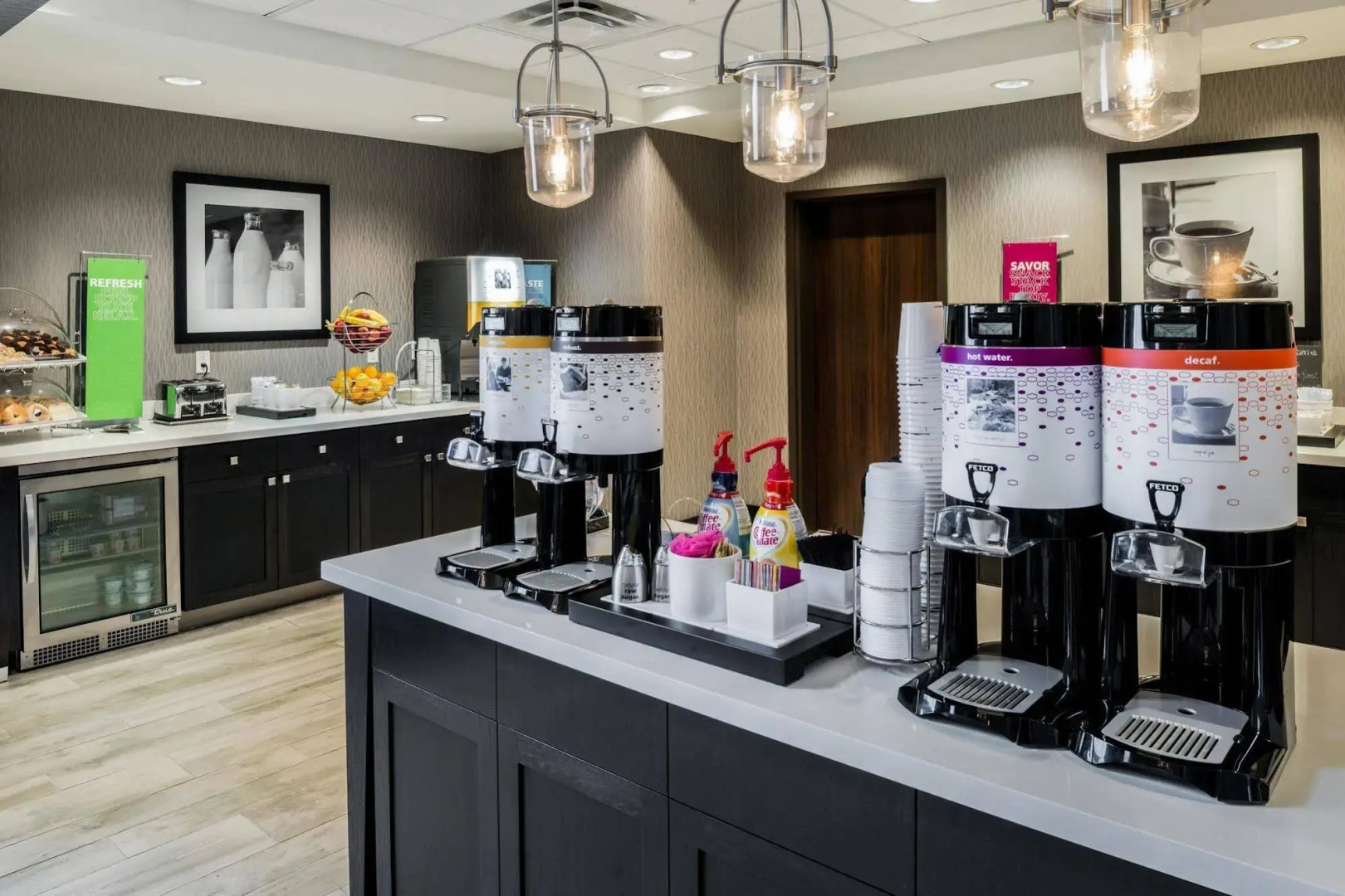 Hampton Inn & Suites Wixom