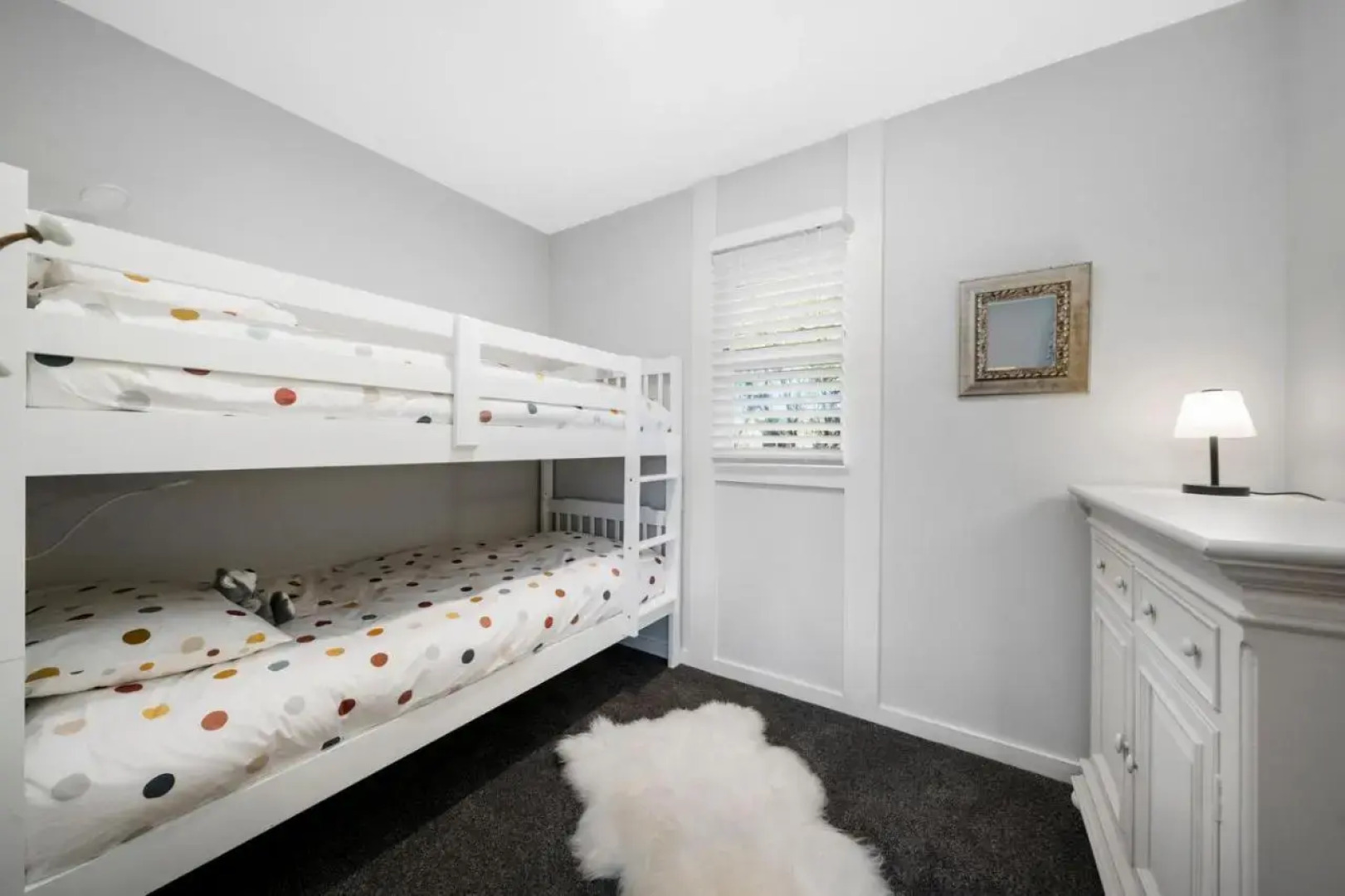 The Long House - Waikanae Holiday Home