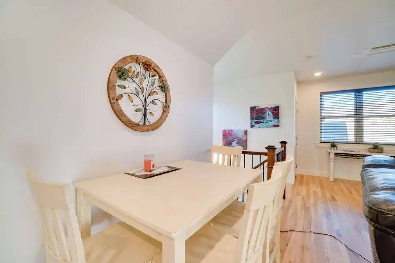 2 Mi to Town: Castle Rock Retreat w/ Fireplace!