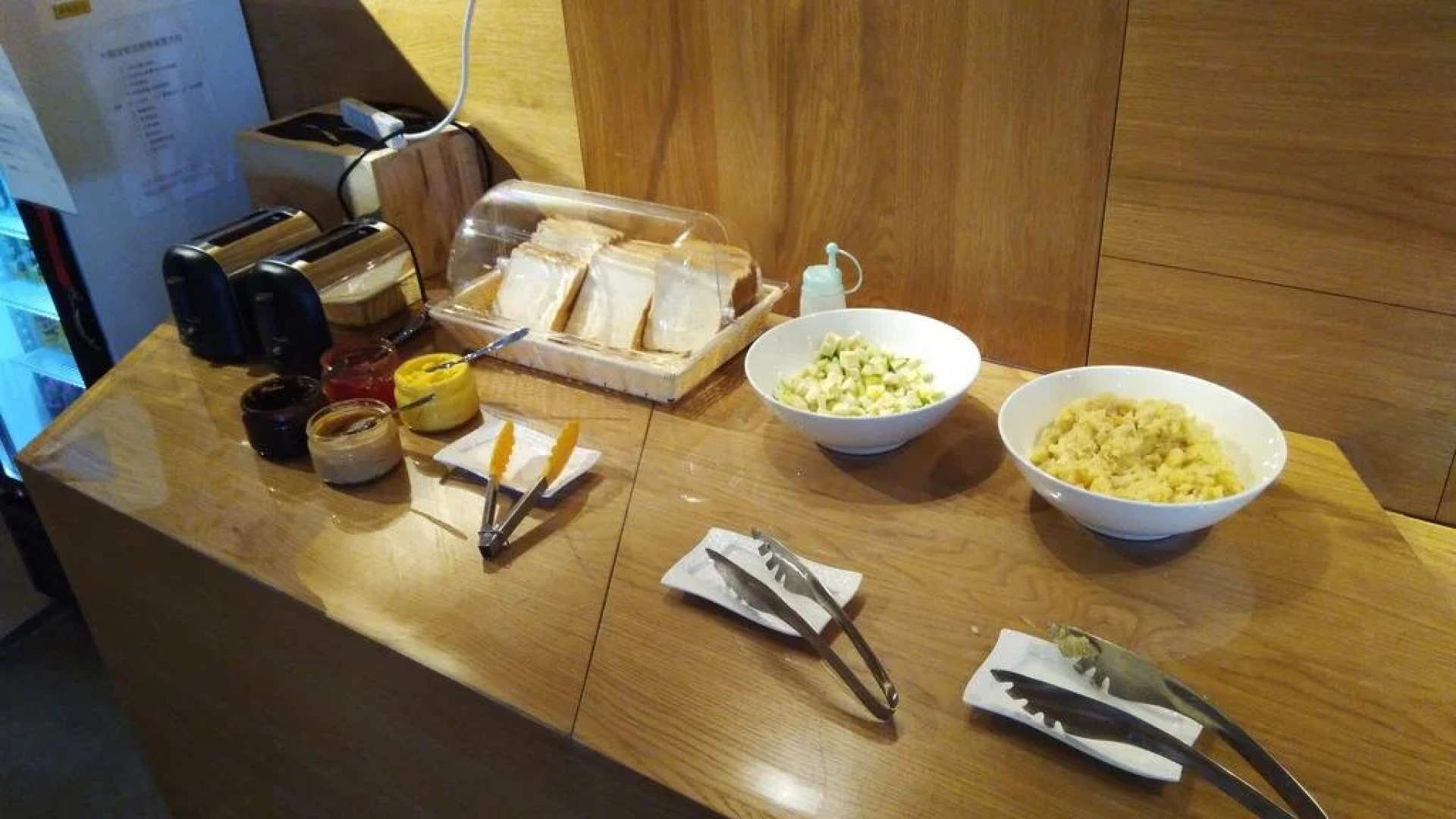 Muiu Inn Capsule Hotel