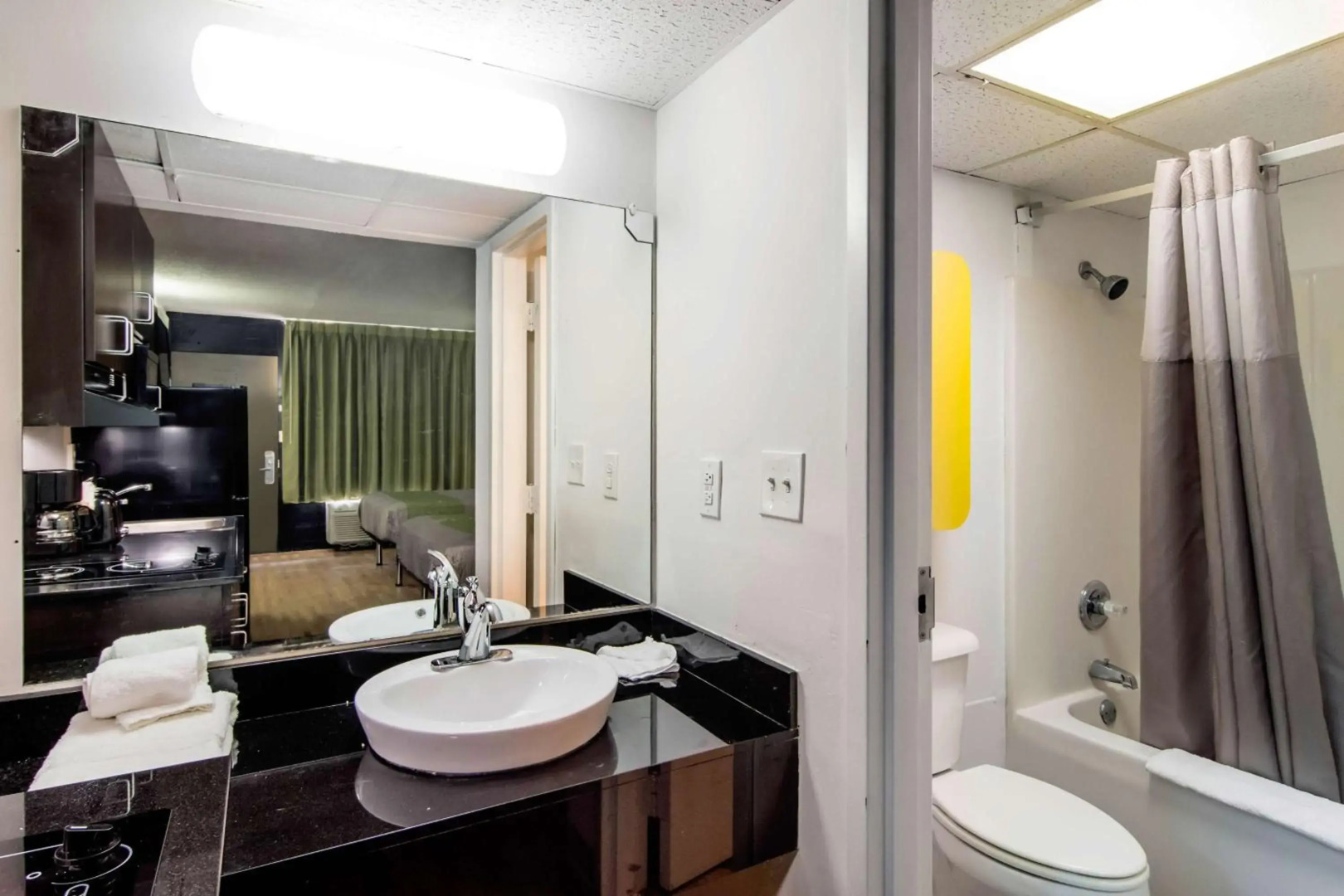 Studio 6 Lagrange, GA