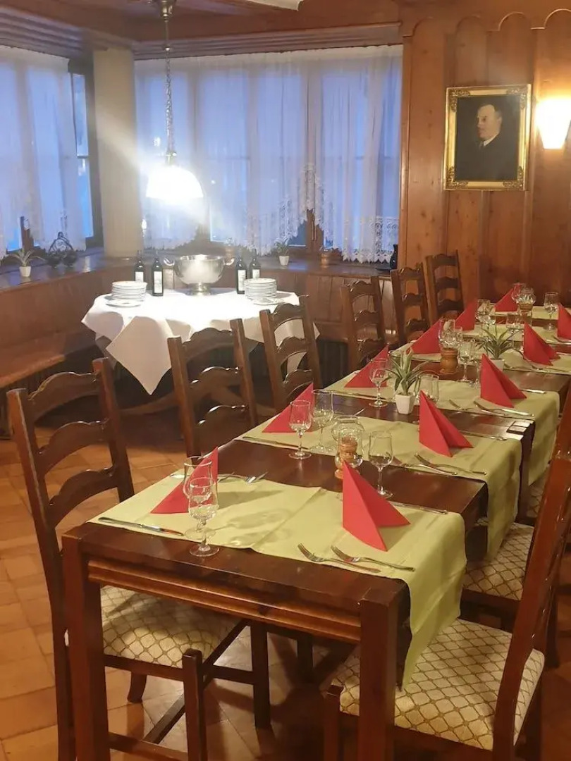 Schwanen Hotel & Backpacker