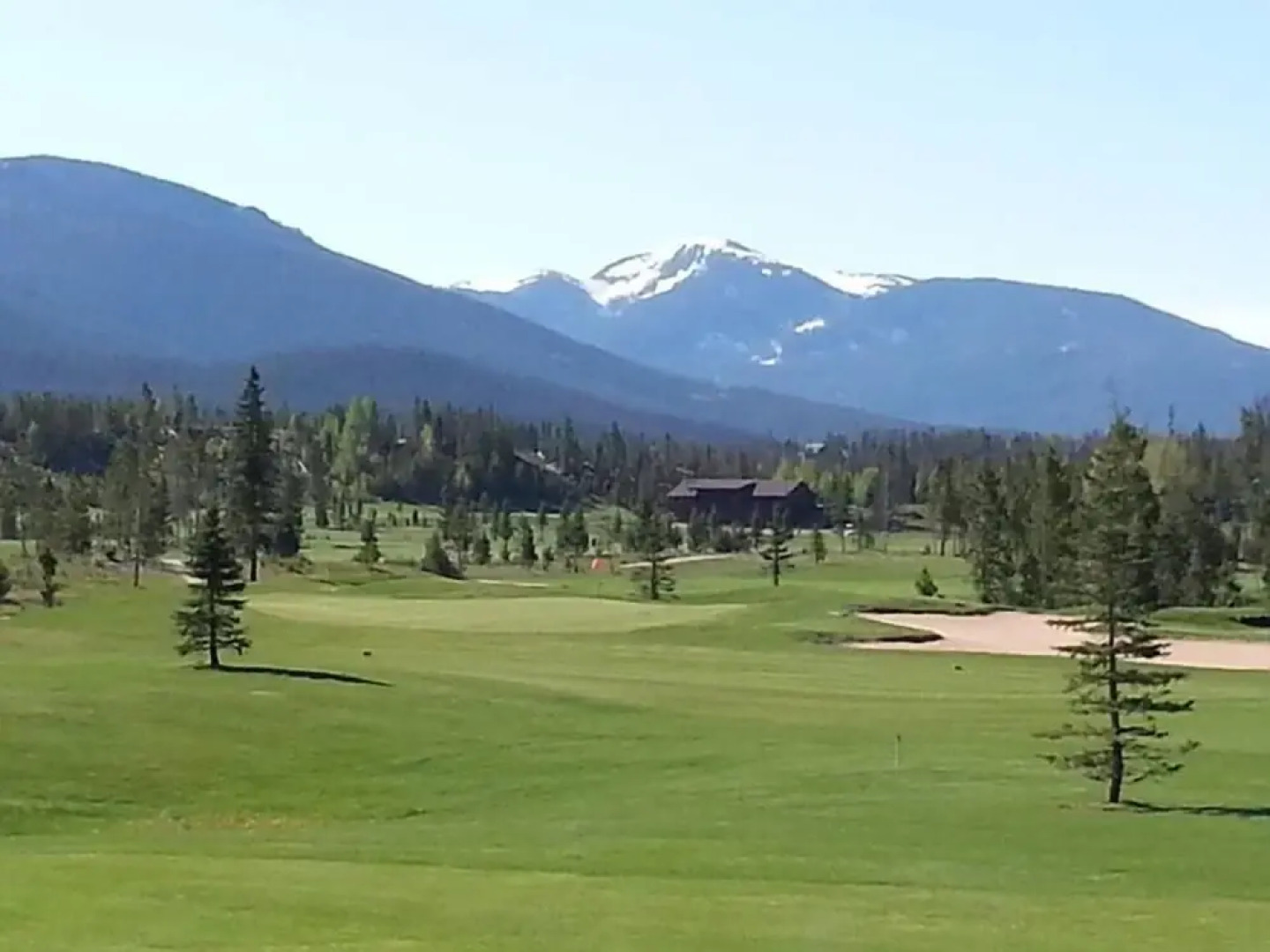 Western Riviera Lakeside Lodging