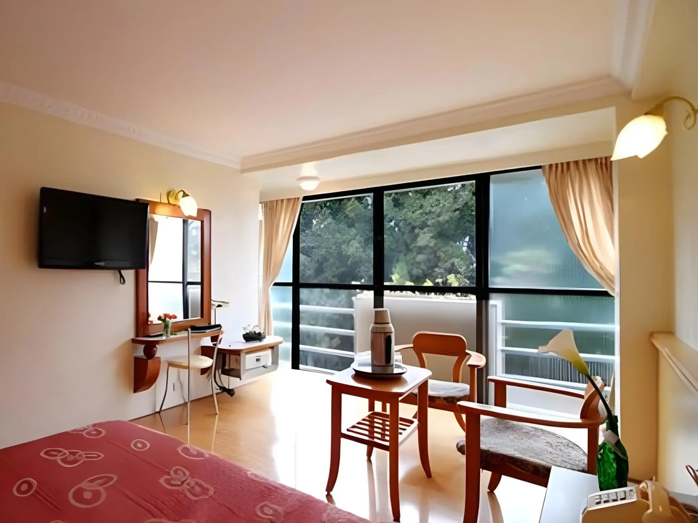 Ali-Shan Dengshan Hotel