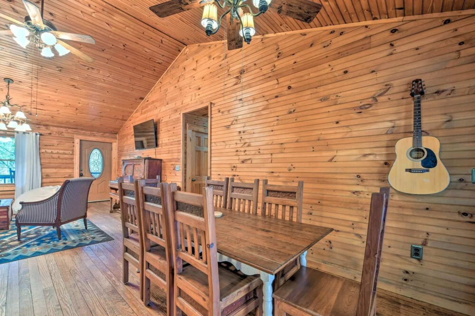 Cozy Blue Ridge Mountain Cabin on 18 Acre Lot