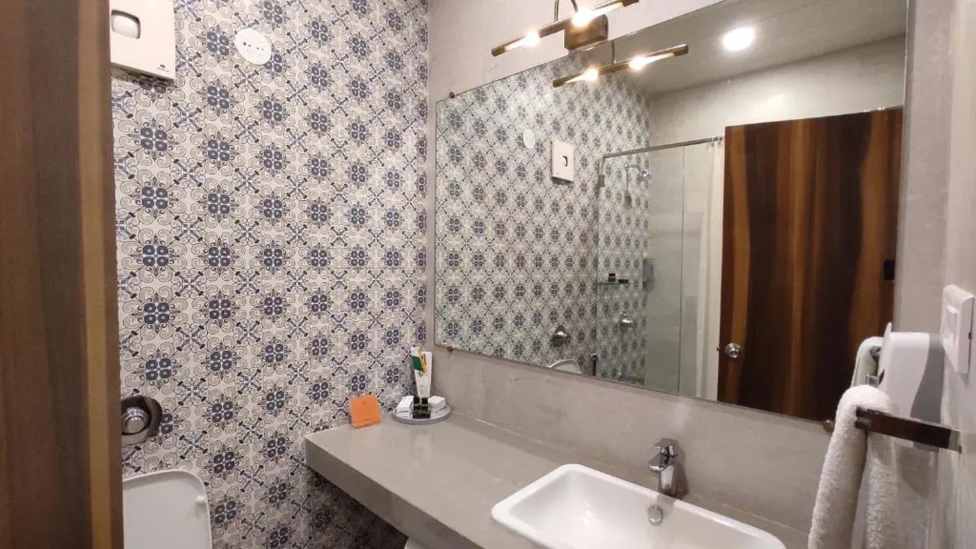 juSTa Rudra Resort & Spa