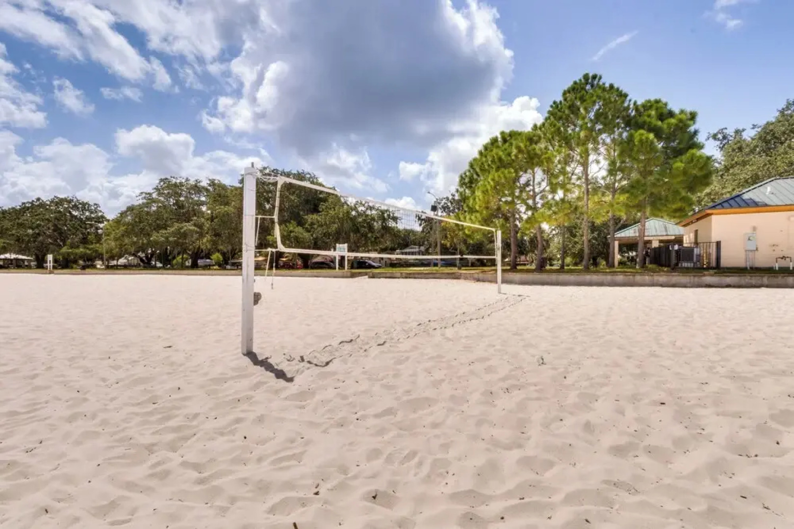 St Cloud Vacation Rental - Walk to Lakefront Park!