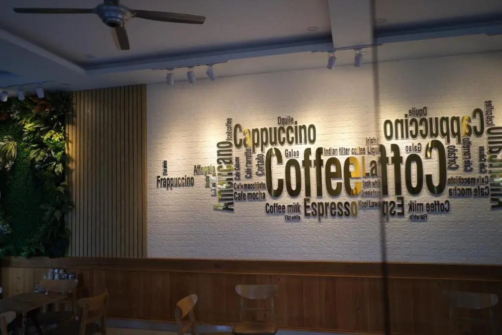 Khách sạn Hiệp Thạnh