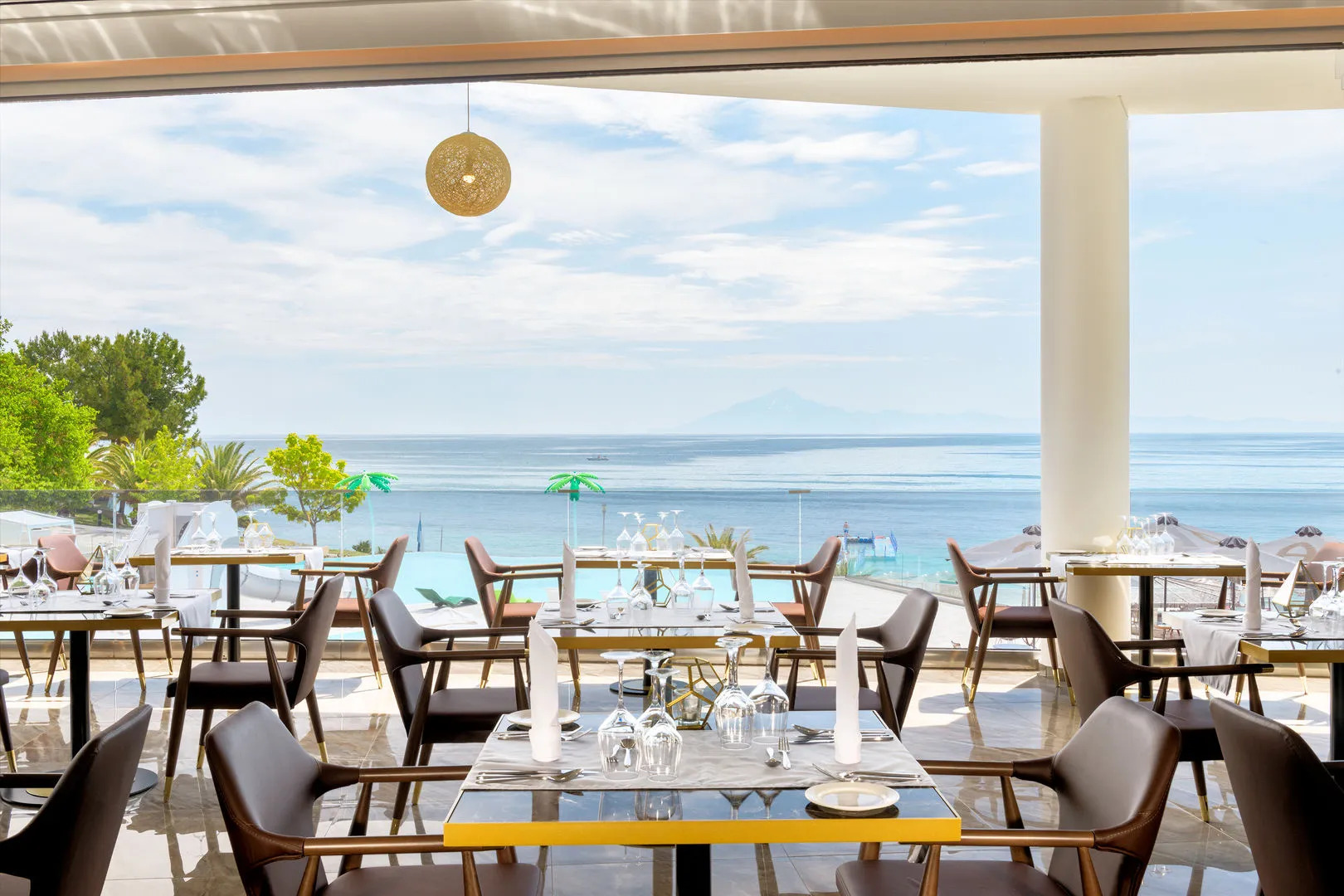 Alexandra Elegance Bridging Generations