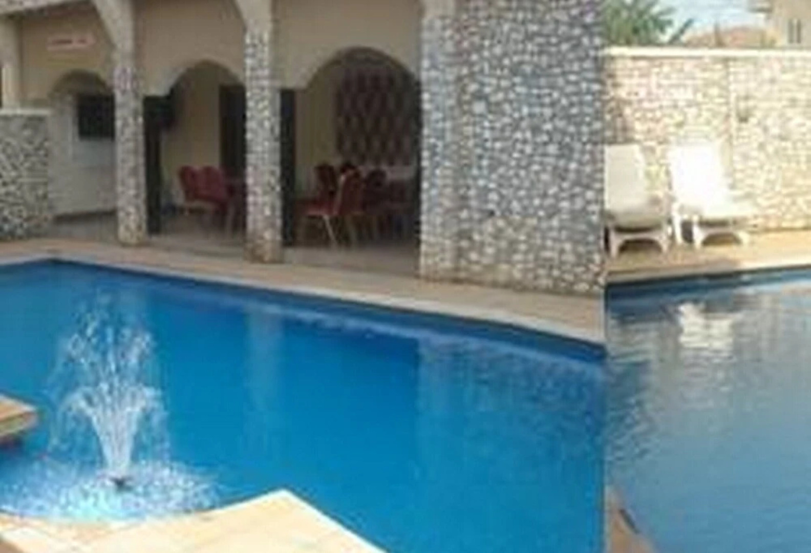 Choice Gate Hotel and Suites