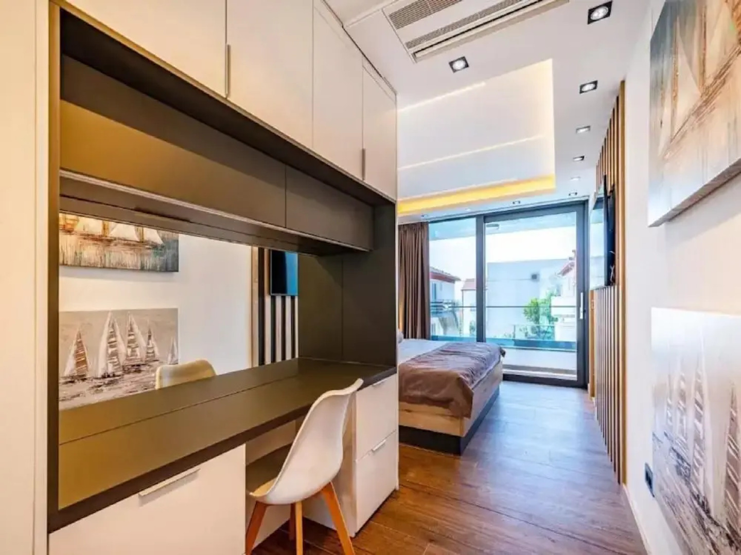 Villa Alpha - Four Bedroom Villa With Swimming Pool