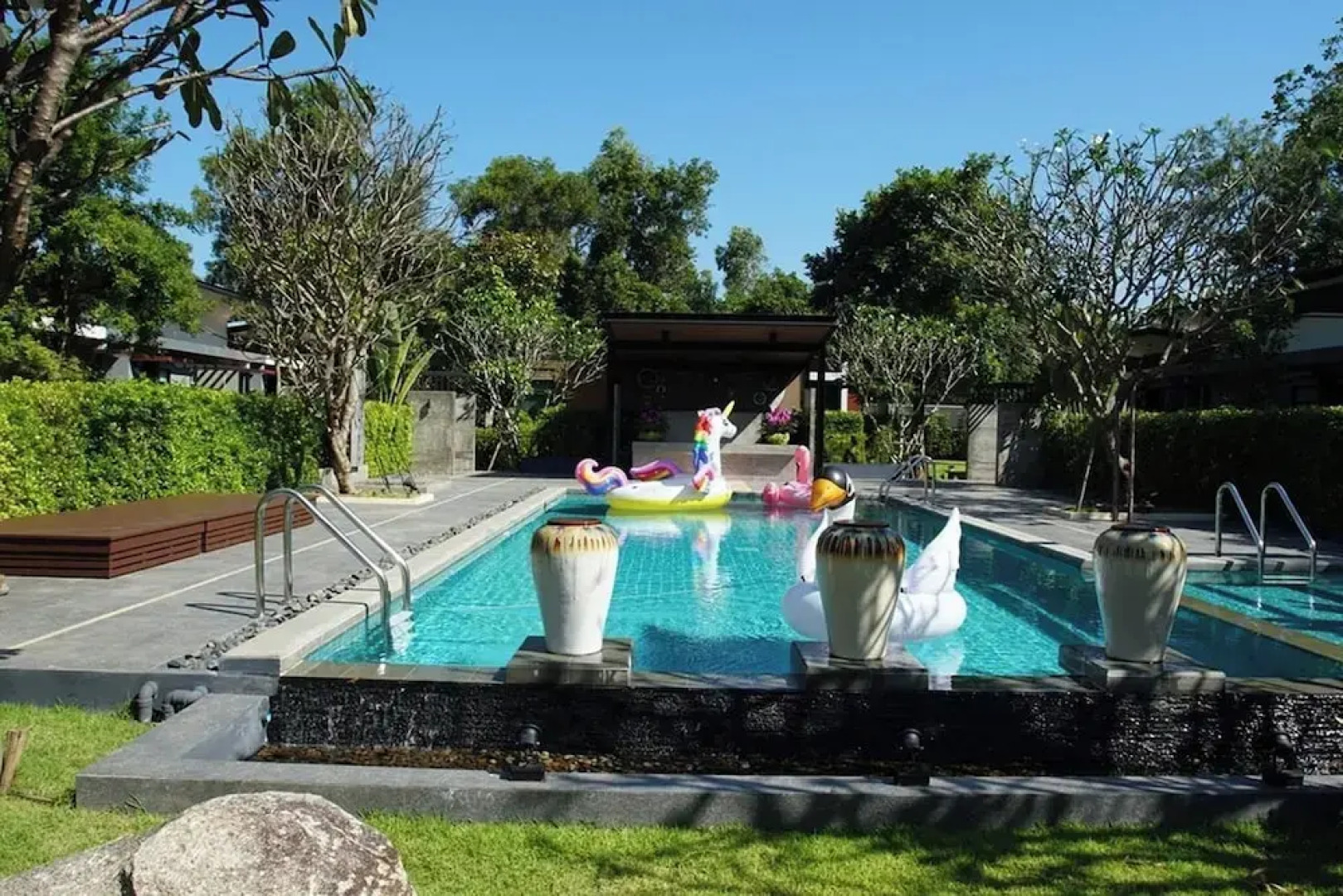 Chatnipa Beach Resort