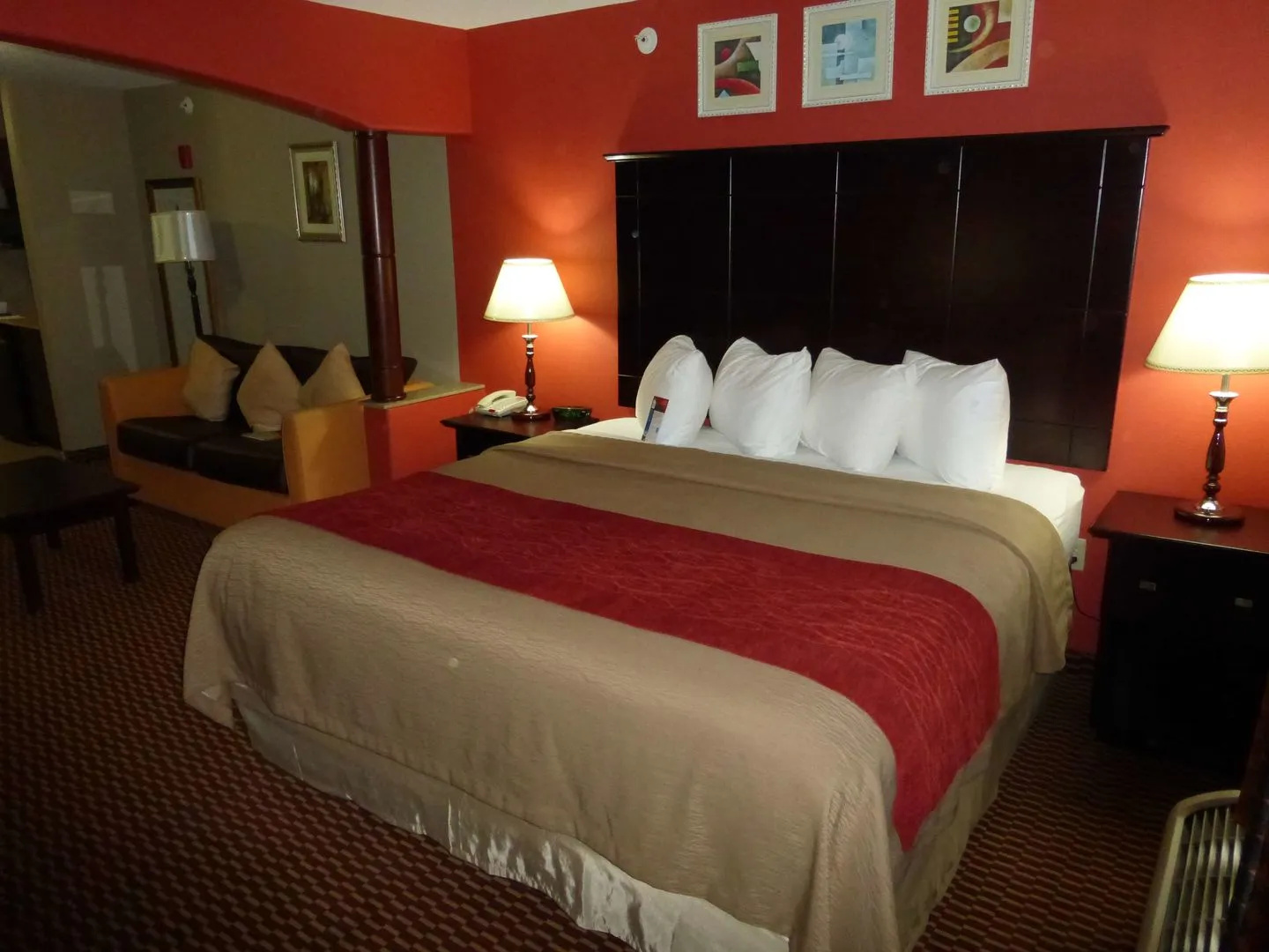 Red Roof Inn & Suites Detroit-Melvindale/ Dearborn