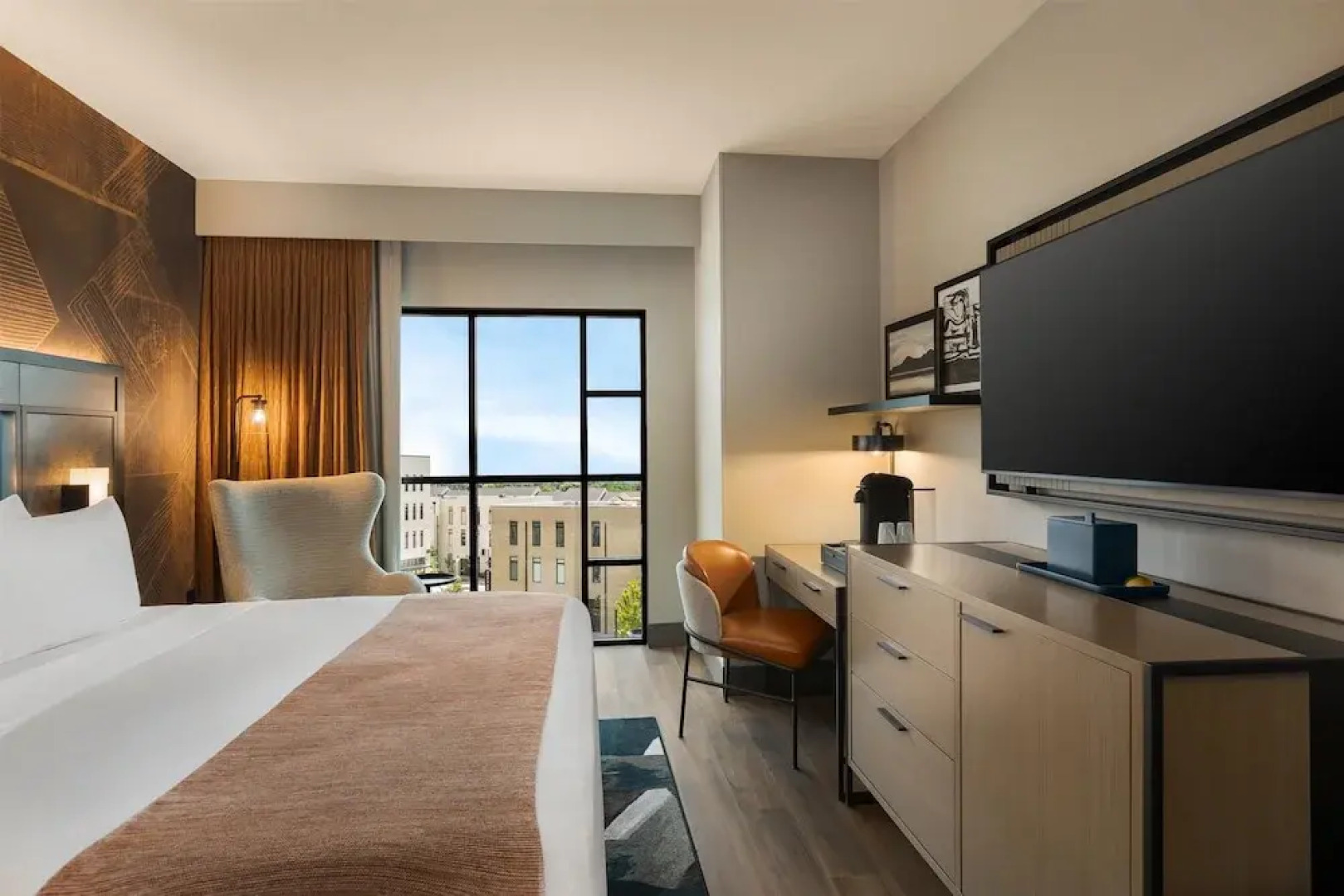 Hotel Avail Rogers, Tapestry Collection By Hilton