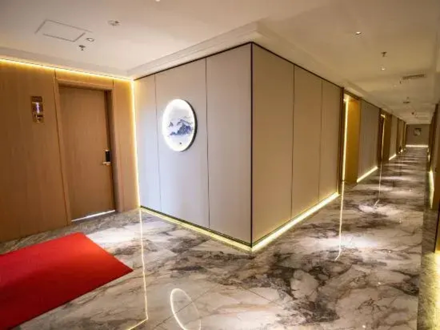 Fuxin Jiujun Hot Spring City Hotel