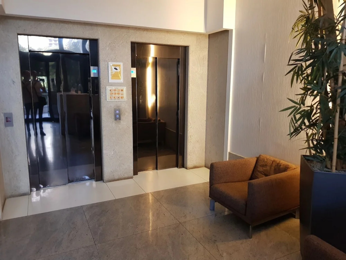 Galileo Flats Palacio Congresos