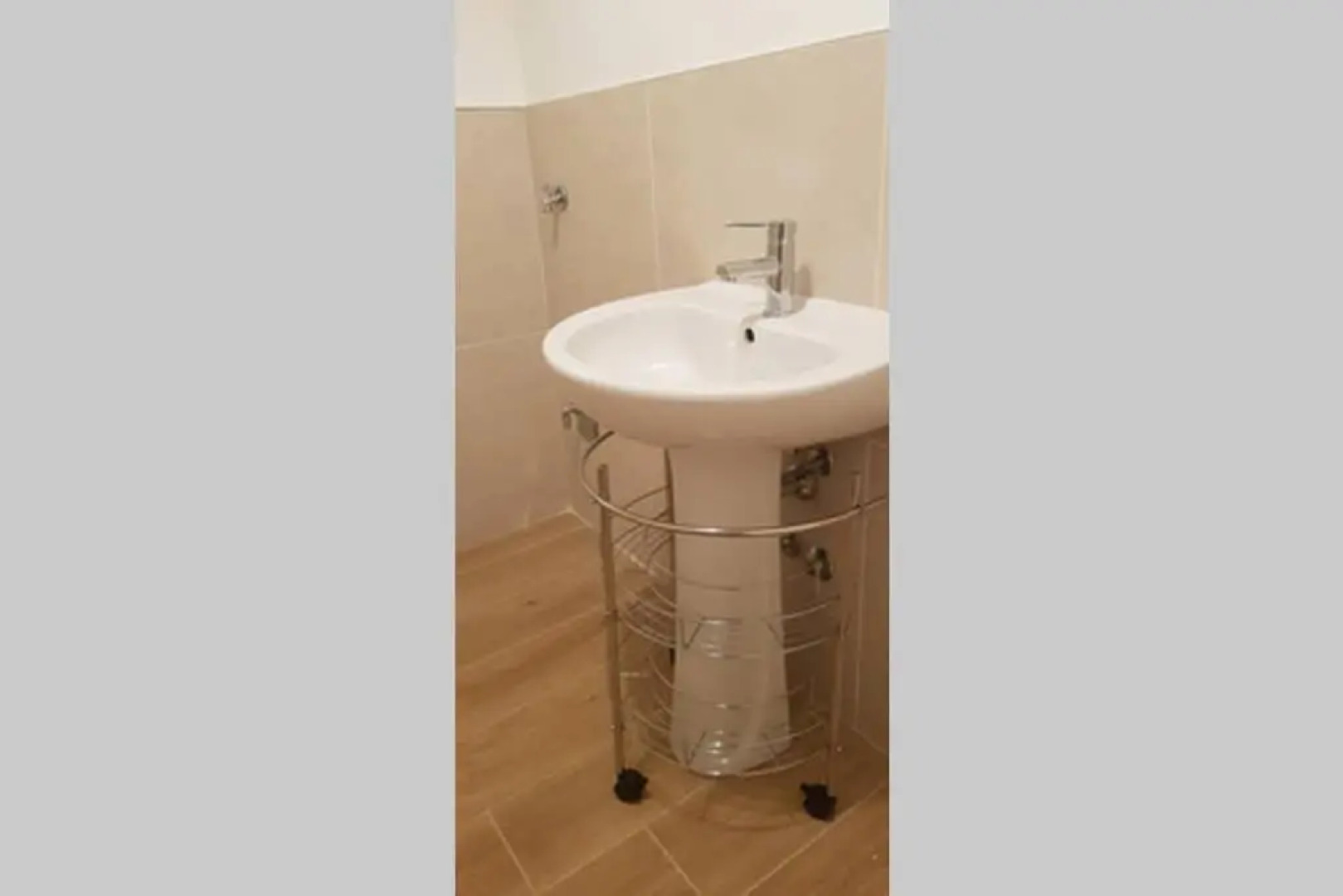 The House of the River (Studio)