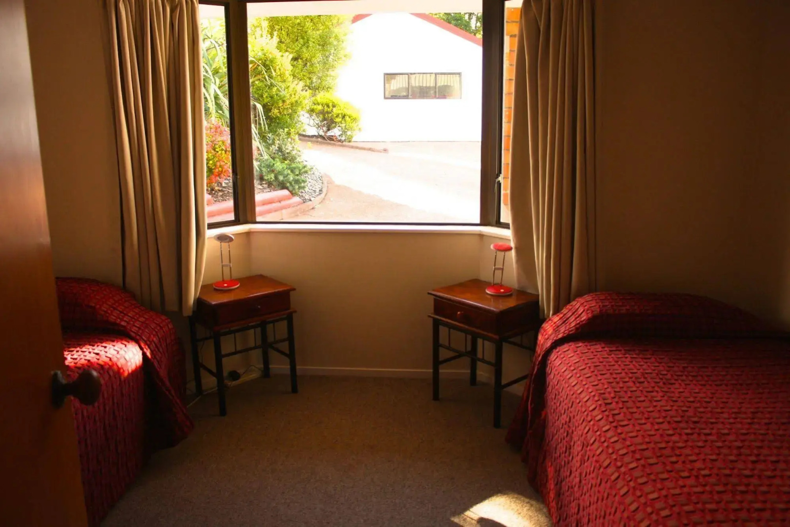 Bk's Counties Motor Lodge