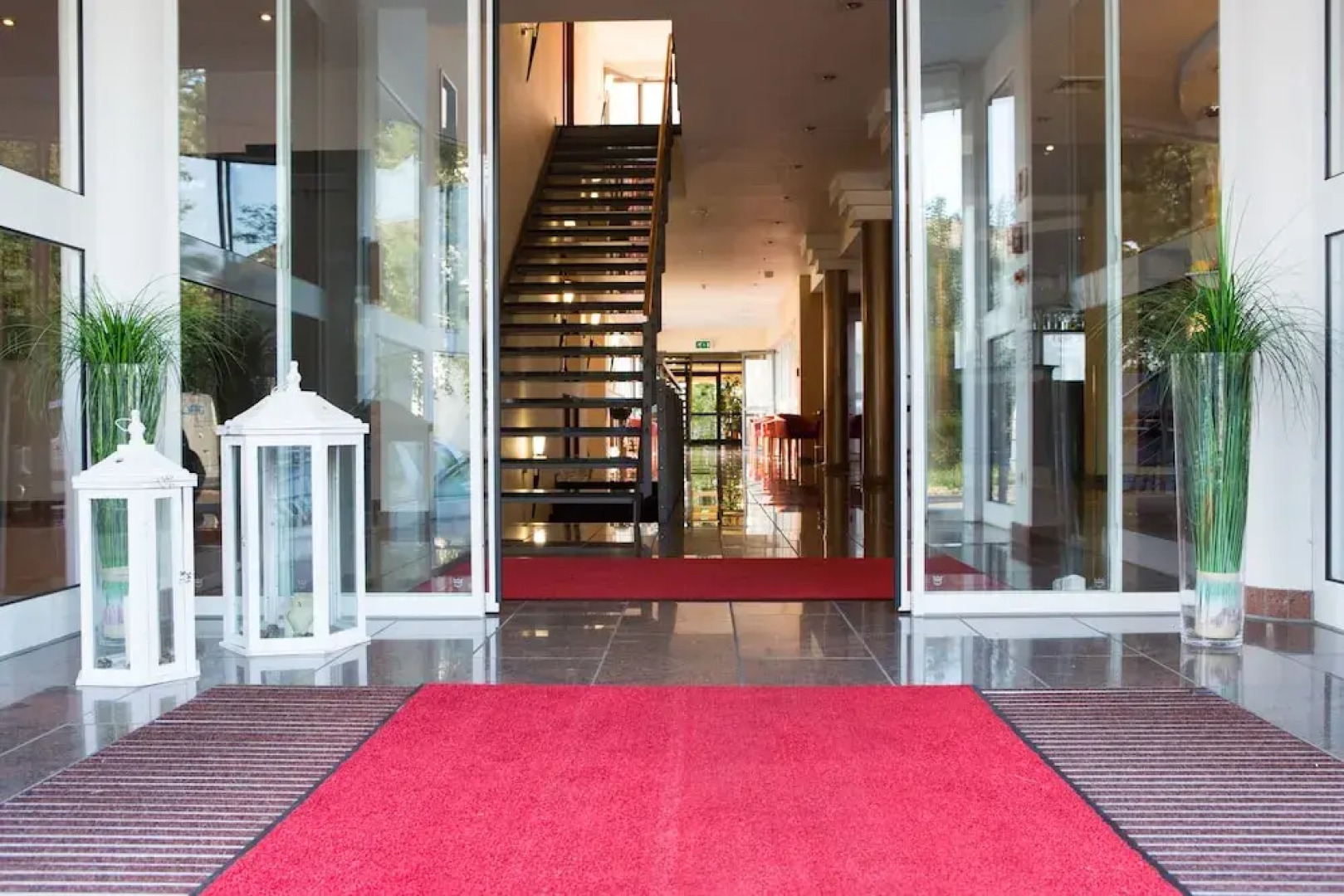 MIKADO Hotel & Suite