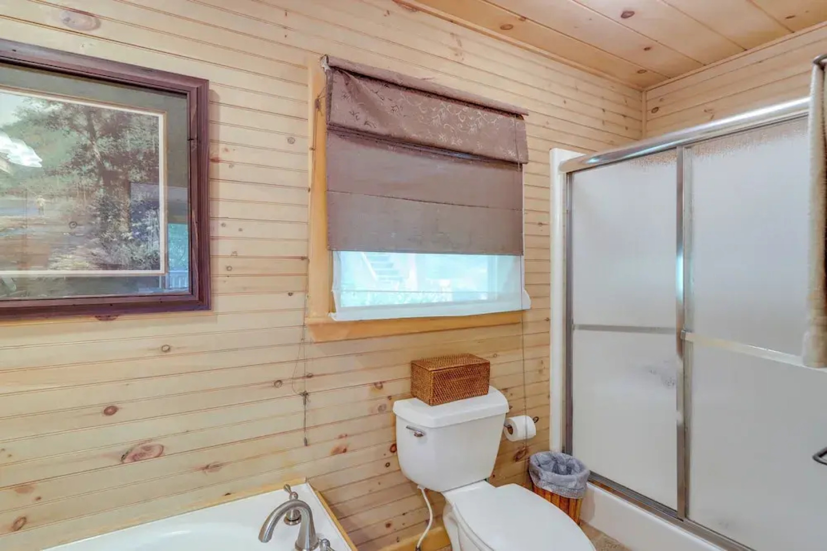 Hot Tub, Decks & Creek Access: Mccaysville Cabin!