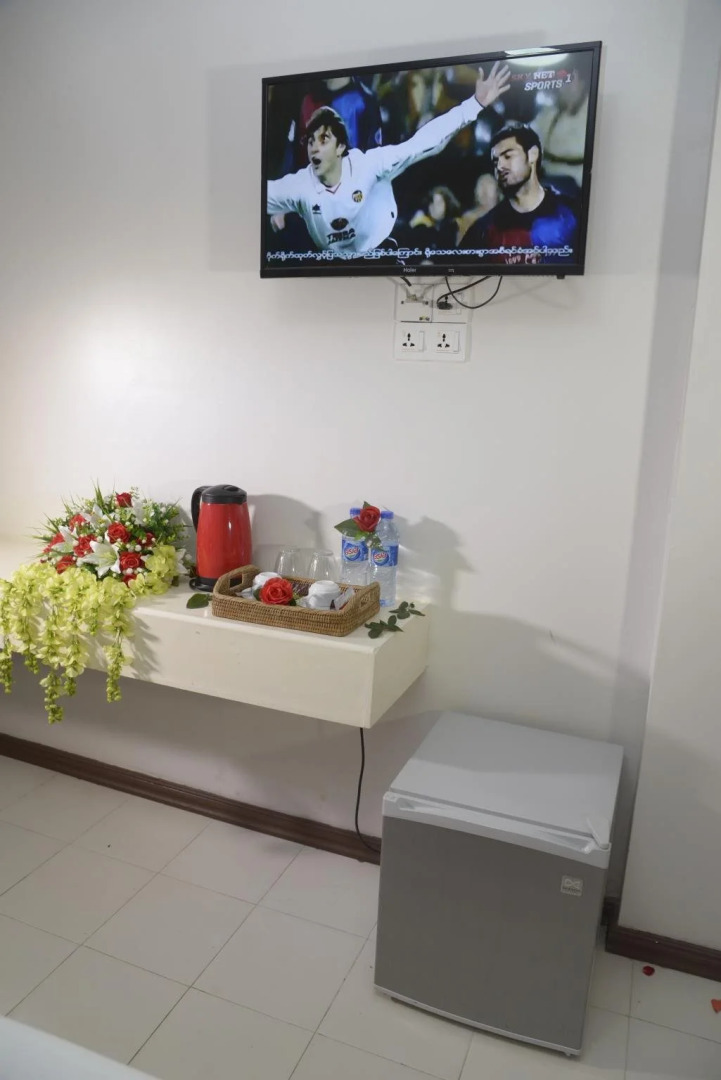 Taw Win Yadanar Hotel