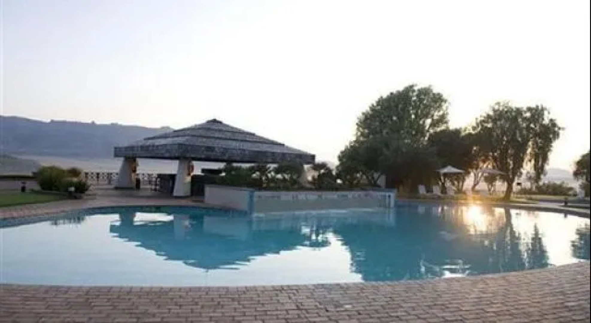 Black Mountain Leisure & Conference Hotel