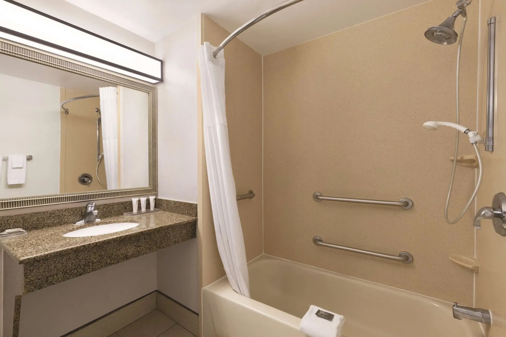 Country Inn & Suites by Radisson, Griffin, GA