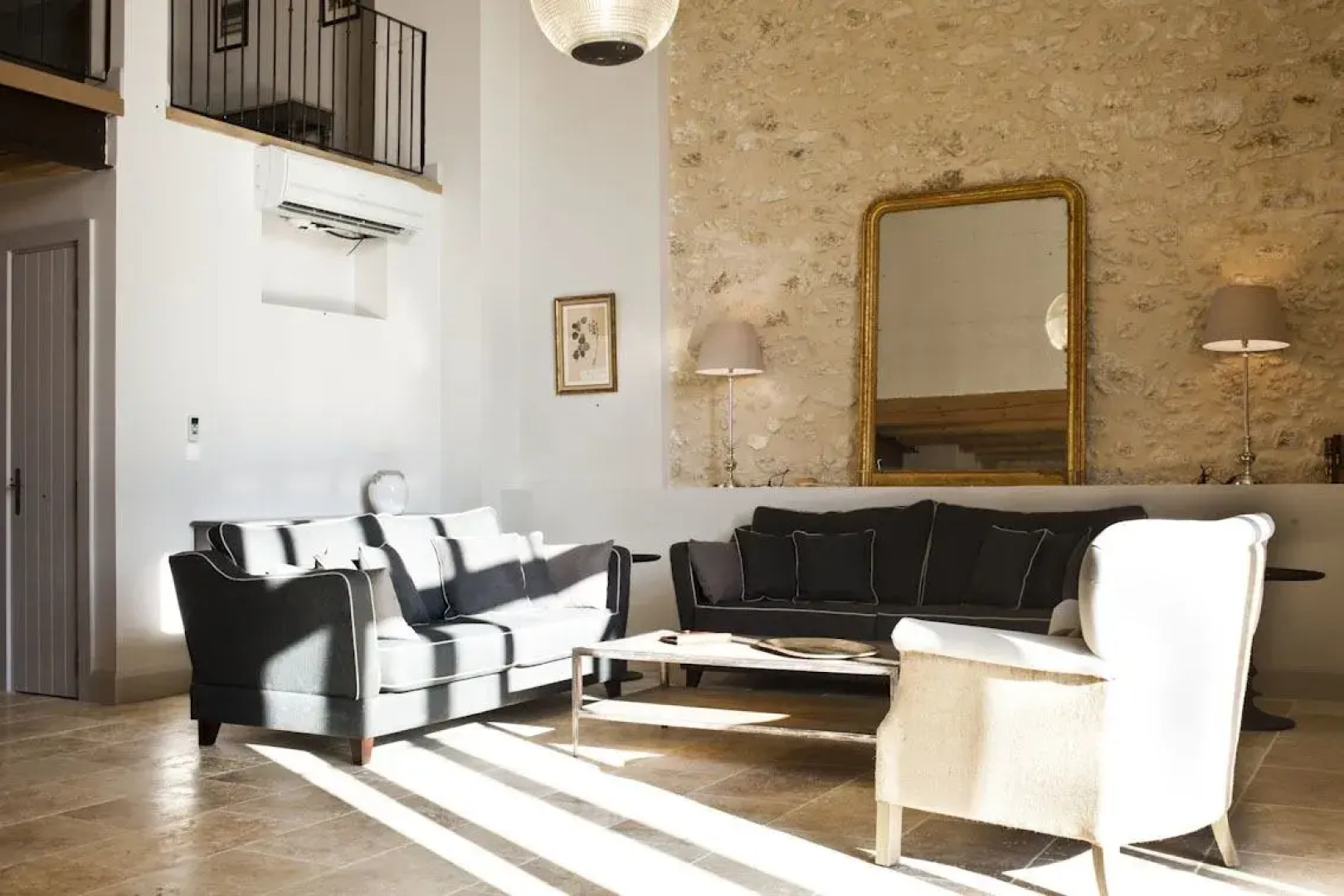 Château Saint Pierre de Serjac