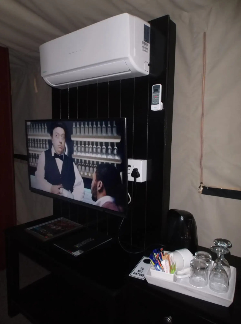 Old Mill Lodge, Working Ostrich Farm & Restaurant, Oudtshoorn